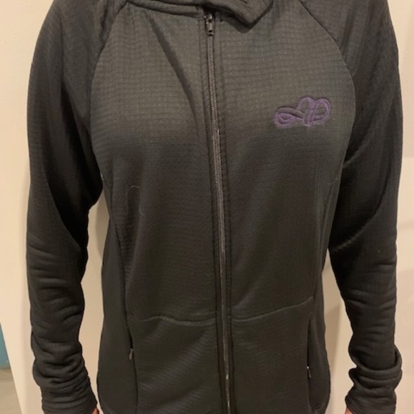 Sweater - Womens - Large - LIKE NEW - Picture 1 of 4